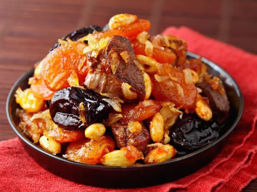 Tajine d'agneau abricot, orange et raisin